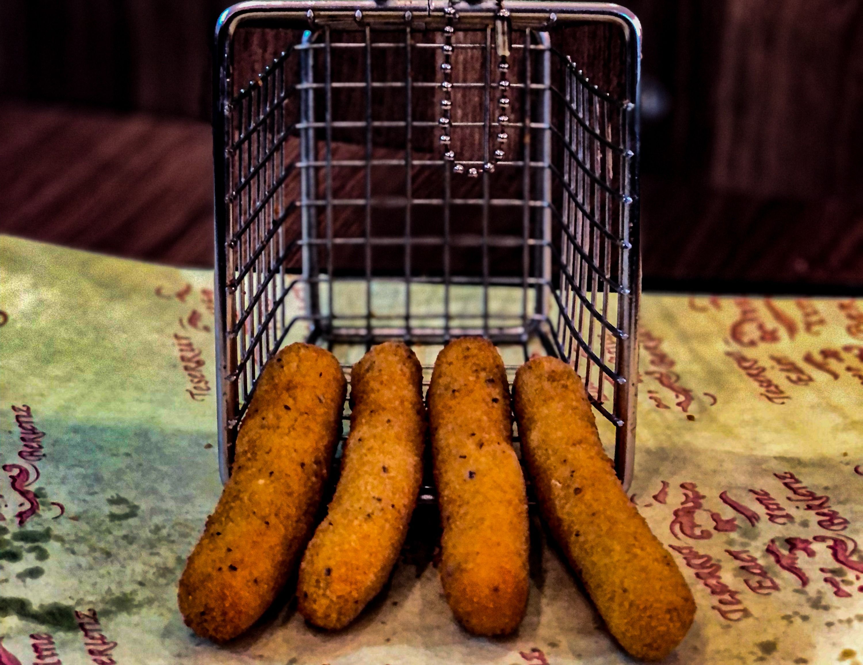 Mozzarella Sticks (4 Adet)